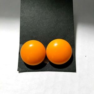 Vintage Bakelite earrings